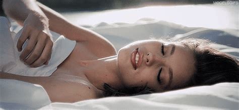 5 Reasons To Sleep Naked Maxim