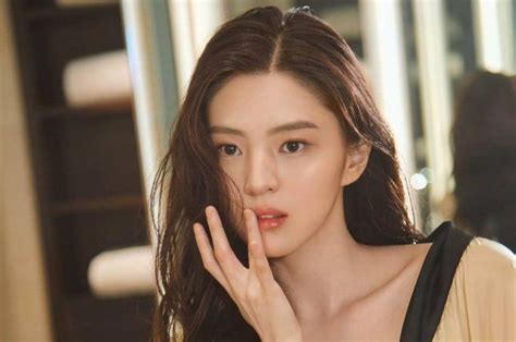 Profil Dan Biodata Han So Hee Model Mv Lagu Seven Milik Jungkook Bts