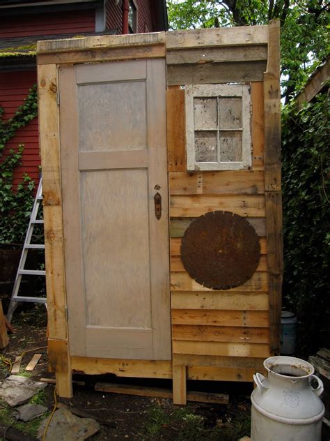 Pin By Shirley Conley On Upcycle Pallets Bottle Etc Outdoor Shower