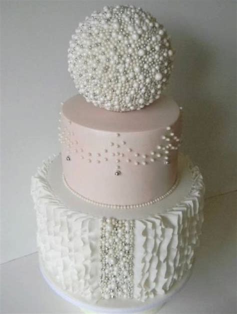 Fondant Ruffle Cake