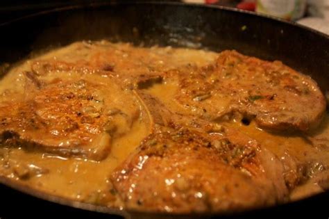 How to cook thin pork chops on the stove plus a delicious, easy honey mustard pan sauce. SMOTHERED PORK CHOPS - Best Cooking recipes In the world