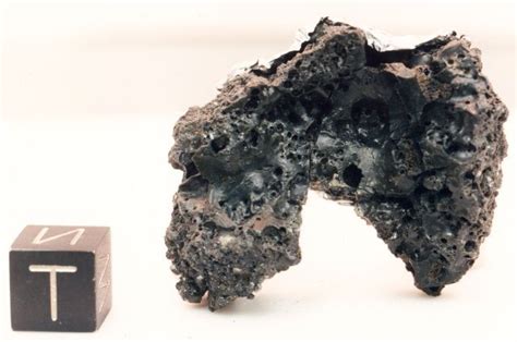 Vesicles In Meteorites Lunar Meteorite Meteorite Rock Identification