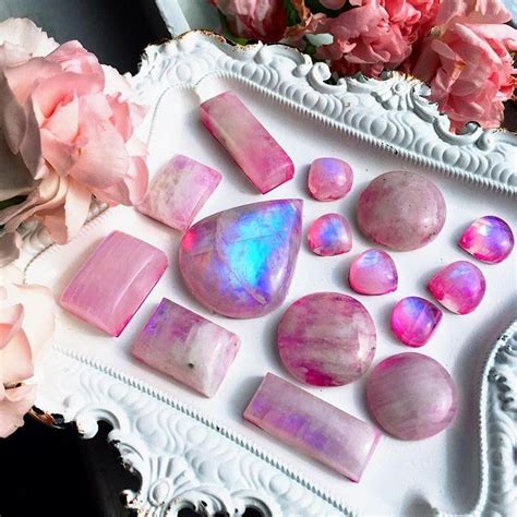 Fericirelaplic With Images Pink Moonstone Crystals And Gemstones