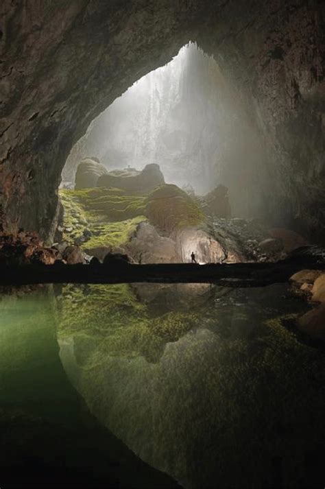 A Massive Recently Discovered Cave In Vietnam That Has An Entire