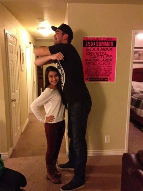 Tall Guy And Short Girl Makes The Cutest Couple