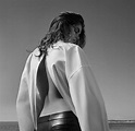 Kaia Gerber x Zara: La increíble colaboración de ropa minimalista ...