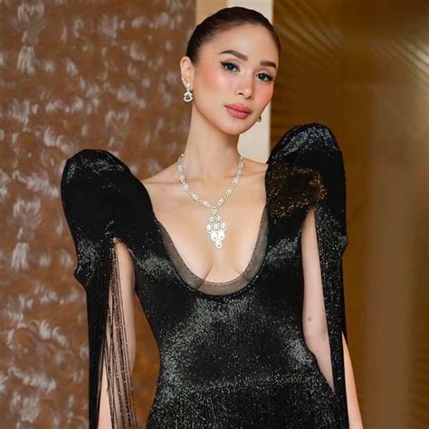 Bring Out The Glamour Heart Evangelista Shows Up At The Gma Gala With Two Stunning Looks