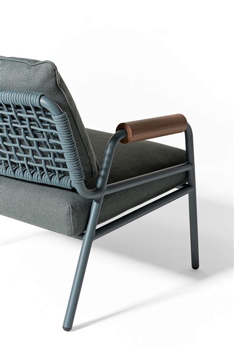 fauteuil de jardin rembourré avec accoudoirs zoe wood open air uno collection zoe wood open air