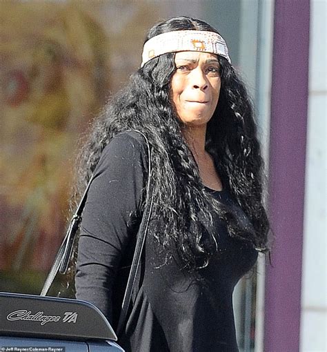 Kobe Bryant S Grieving Mother Pamela Is Seen For The First Time At