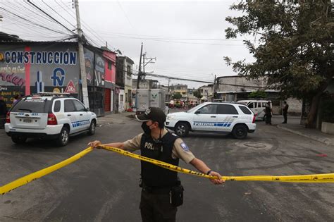 Una Decena De Criminales Vestidos De Policías Secuestraron Y Asesinaron A Un Abogado