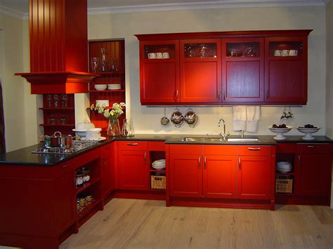 Liz morrow 's small kitchen is given space and depth with white up top for the backsplash and cabinets and deep charcoal, almost black, down below. Unique Red Vintage Kitchen: The Reviving Style | MYKITCHENINTERIOR