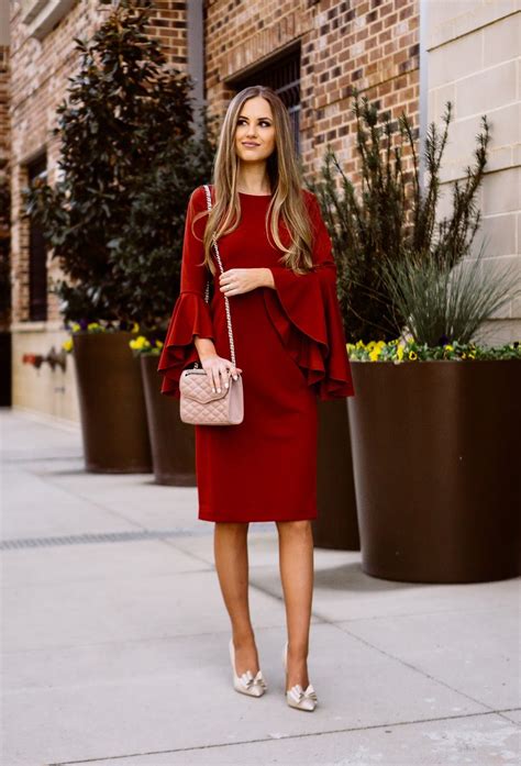 2 Valentines Day Outfits For The Classy Lady Dinner Outfit Classy Classy Dress Red Outfits