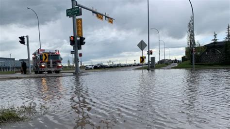 Météomédia Severe Storms Bring Hail Flooding To Southern Alberta