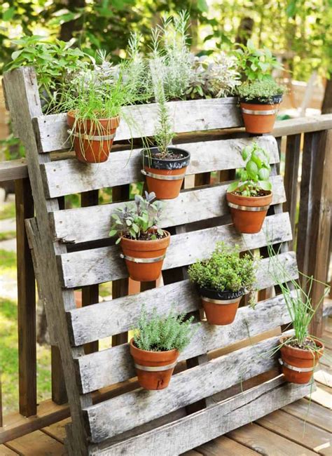21 Spectacular Recycled Wood Pallet Garden Ideas To Diy Pallets