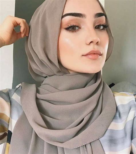 Tutorial Hijab Pashmina Garis Warta Demak