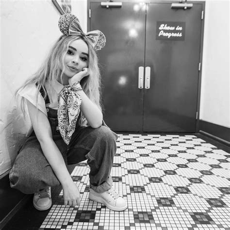 Sabrinacarpenters Minnie Style Concert Look Is Pretty Much Our