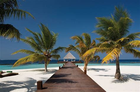 Maldives Beach Vacation On A Budget Its Possible