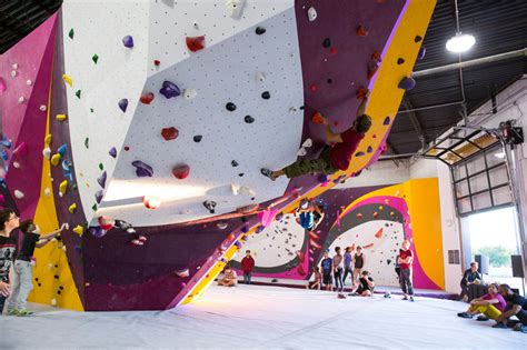 Best 3 Rock Climbing Gyms In Chicago Rock Climb Life Rock Climbing