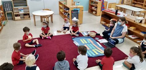5 Ways Montessori Teachers Are Different Than Traditional Teachers