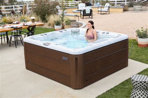 Sundance Spas New Home Oasis Pools And Spas
