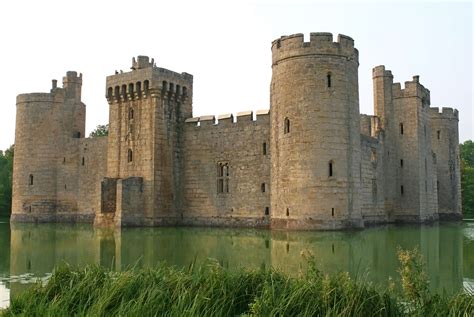 Battlements Blue Bodiam British Bulwark Castle Clouds