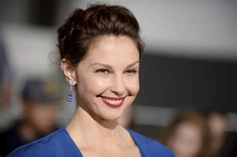 Ashley Judd High Crimes Hairstyle Best Haircut 2020