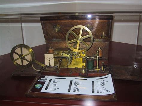 Morse Telegraph 1837 Télégraphe — Wikipédia Edison Industrial