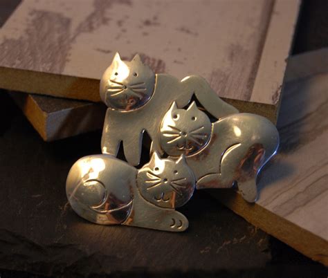 Trio Of Cats Brooch In Vintage Sterling Bkc Kbrch53 By Badkittycrafts On Etsy With Images