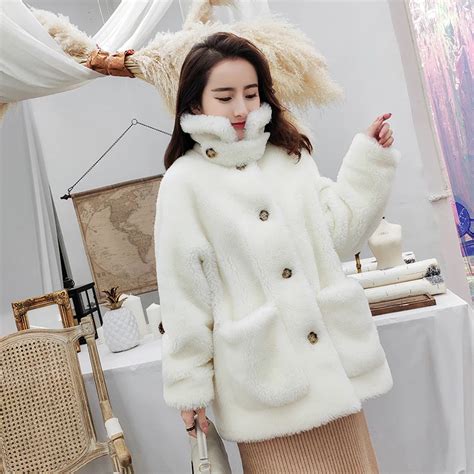 100 Wool Jacket Female Real Sheep Shearling Fur Coats New Winter Mid