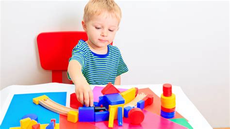 What to watch, read, and play while your kids are stuck indoors. Erikson y sus 8 etapas: Una teoría del desarrollo de la ...