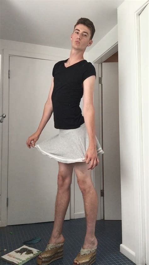 Pin By Nobody Much On Men In Skirts Everyday Androgynous Fashion