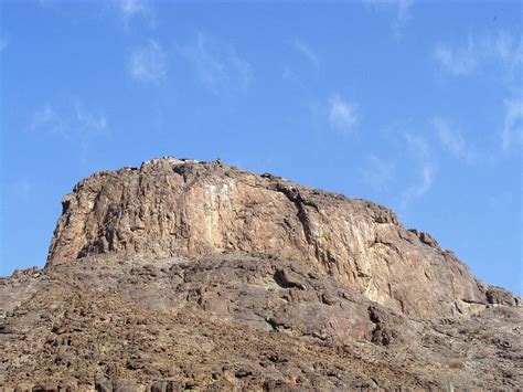 Jabal Al Noor The Mountain Of Light In Makkah