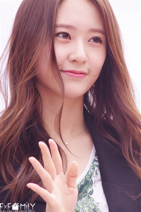 Asiachan has 2,378 krystal jung images, wallpapers, hd wallpapers, android/iphone wallpapers, facebook covers, and many more in its gallery. 5 Reasons Fans Love F(x) Krystal! | Daily K Pop News