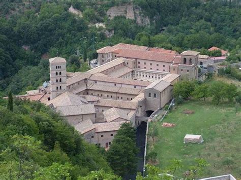 ✓ free for commercial use ✓ high quality images. Finale Ligure: venerdì escursione al Monastero Benedettino ...