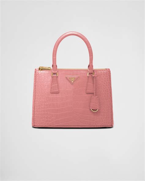 Arriba 93 Imagen Pink Crocodile Prada Bag Abzlocalmx