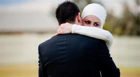 26.♥ seorang istri tidak perlu takut menyatakan cinta dan kasih sayang terhadap suaminya. Wahai Suami,Jika Ada 5 Tanda Ini Pada Isteri,Tolong Jangan ...