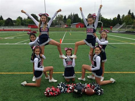 Great Beginner Cheerleading Stunt For Tons Of Stunting Tips Check