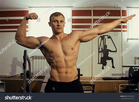 Muscular Athlete Bodybuilder Naked Torso Posing Foto Stok Shutterstock