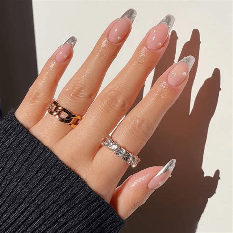 14 Silver French Nail Ideas That Put A Metallic Twist On The Classic Mani