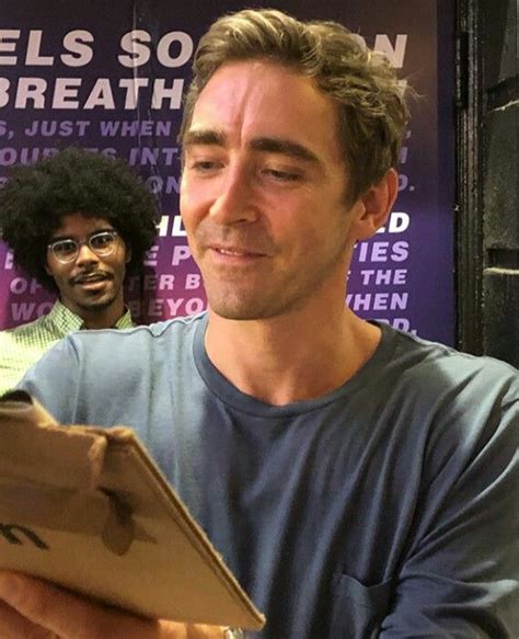 Pin By Lawan Rugwong On Lee Pace Aia Stage Door Pics Lee Pace