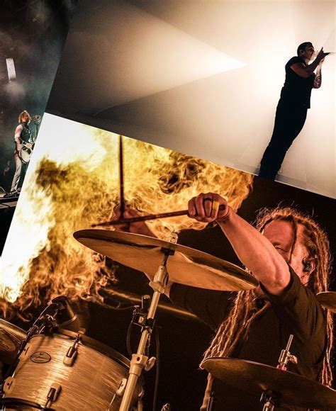 Shinedown Brent Smith Zach Myers Barry Kerch Eric Bass Photo Credit