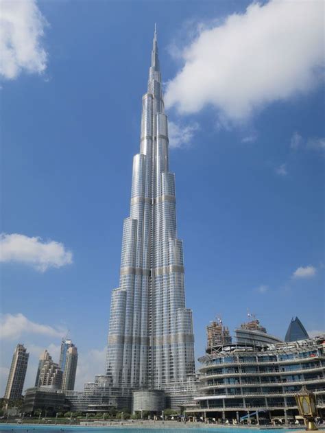 Apartment & condo building in dubai, united arab emirates. Tour Burj Khalifa Histoire Des Arts - Aperçu Historique