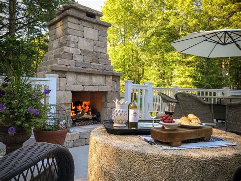 Step By Step How To Build A Stone Fireplace How To Build An Outside