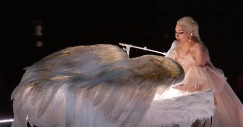 Lady Gaga S Grammys Performance Is So Emotional And Will Make You Sob
