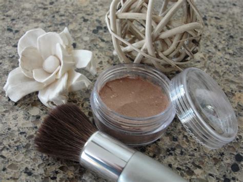 How To Make Your Own Bronzer