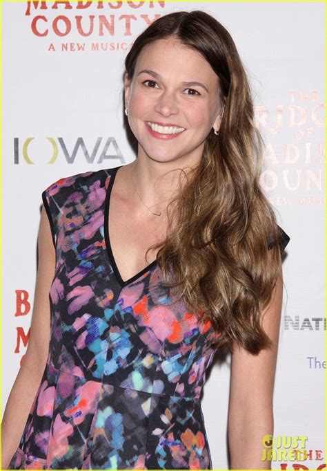 Sutton Foster Perfection Youngertv Premieres January 2015 On Tv Land