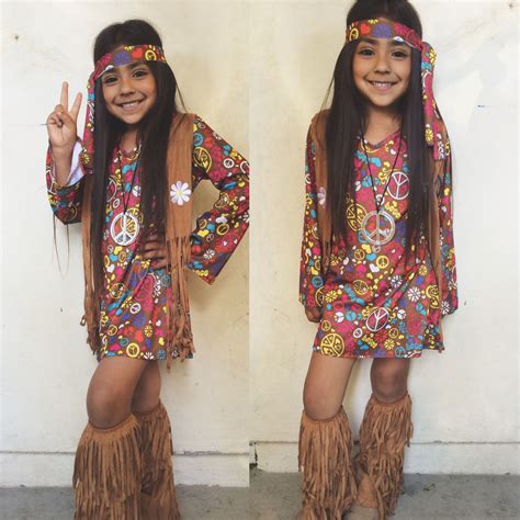 Sieh dir diesen beitrag auf instagram an. Hippie costume on my niece! She cute, I know | Hippie ...