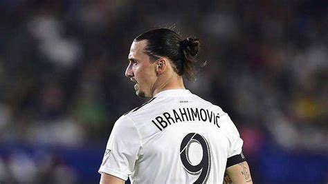 Seeing how he trains, we can't be surprised, because he's a champion. Mondial 2018. Zlatan Ibrahimovic ira bien en Russie