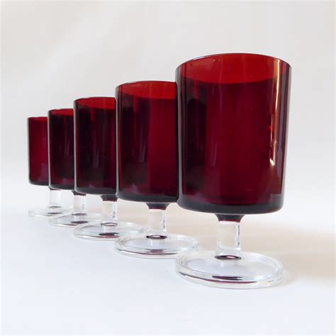 5 Vintage Luminarc Cavalier Red Wine Glasses 11 5cm Or 200ml 1970s French Set Of Glass