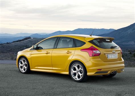Ford Focus St On Track For Mzansi Launch Awesome Cars Ford Focus St
